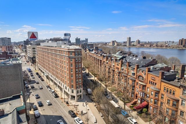 19 Bay State Road 4, Boston, MA 02215