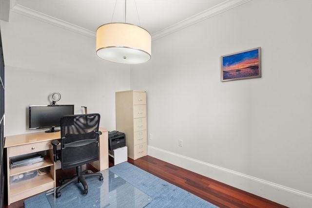 19 Bay State Road 4, Boston, MA 02215