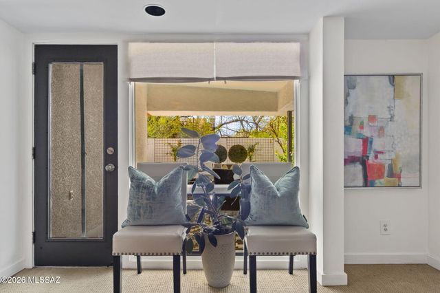 137 S Shadow Creek Place, Tucson, AZ 85748