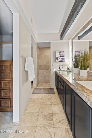 137 S Shadow Creek Place, Tucson, AZ 85748