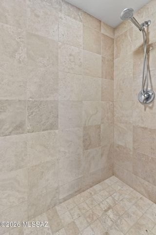 137 S Shadow Creek Place, Tucson, AZ 85748