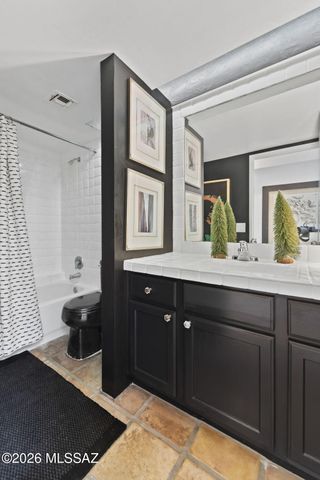 137 S Shadow Creek Place, Tucson, AZ 85748