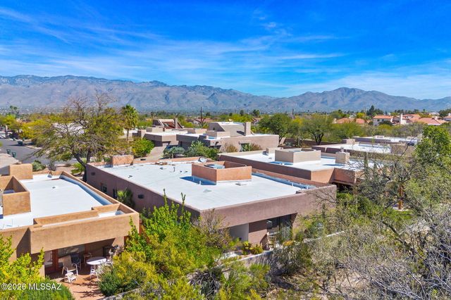 137 S Shadow Creek Place, Tucson, AZ 85748