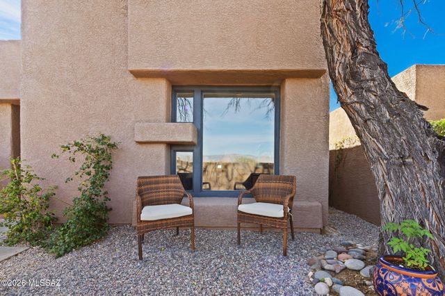 137 S Shadow Creek Place, Tucson, AZ 85748