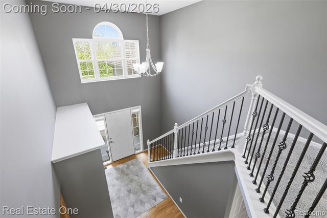 143 Blackberry Drive, White Lake, MI 48386