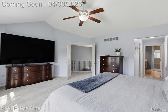 143 Blackberry Drive, White Lake, MI 48386