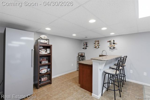 143 Blackberry Drive, White Lake, MI 48386