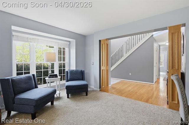 143 Blackberry Drive, White Lake, MI 48386