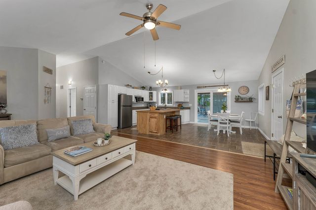 13 Broadview Drive, Sanbornton, NH 03269