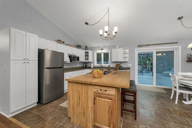 13 Broadview Drive, Sanbornton, NH 03269