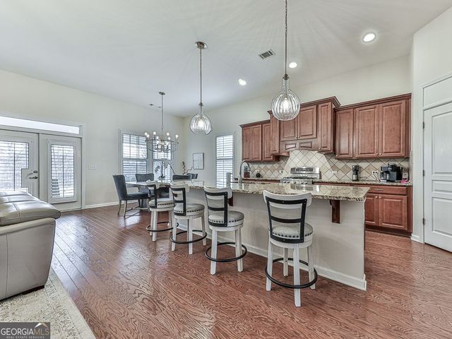 206 Canyon Fairway Trace, Canton, GA 30114