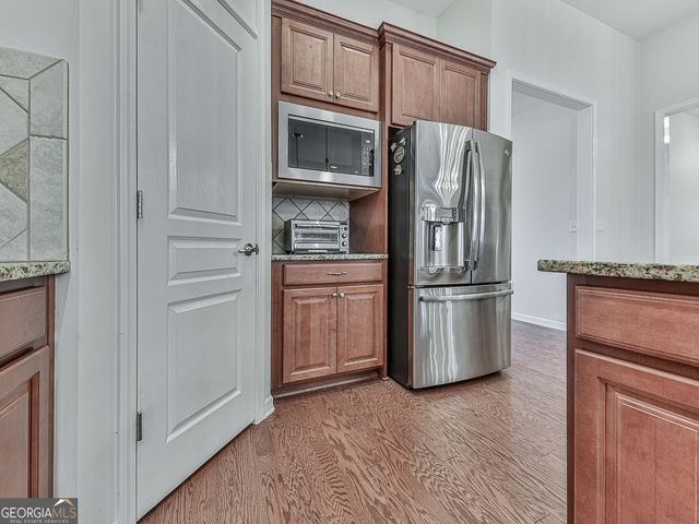 206 Canyon Fairway Trace, Canton, GA 30114