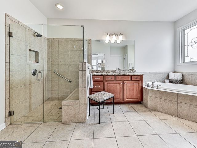 206 Canyon Fairway Trace, Canton, GA 30114