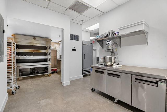 Bakery For Sale in North Miami Beach, North Miami Beach, FL 33160