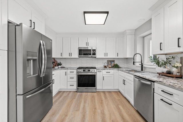1322 Silent Sunday COURT, Racine, WI 53402