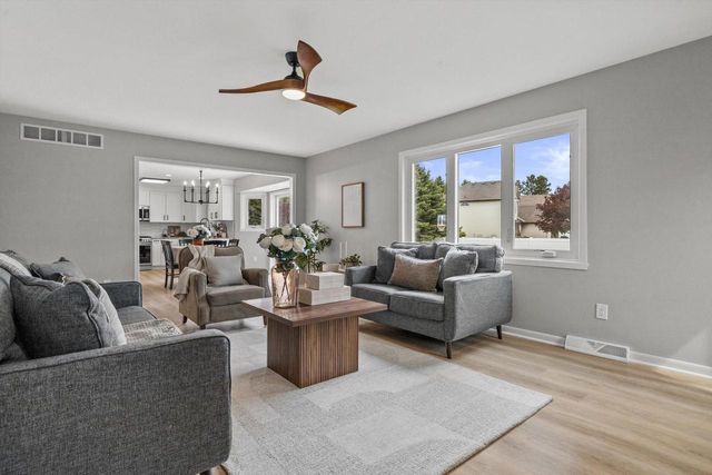 1322 Silent Sunday COURT, Racine, WI 53402