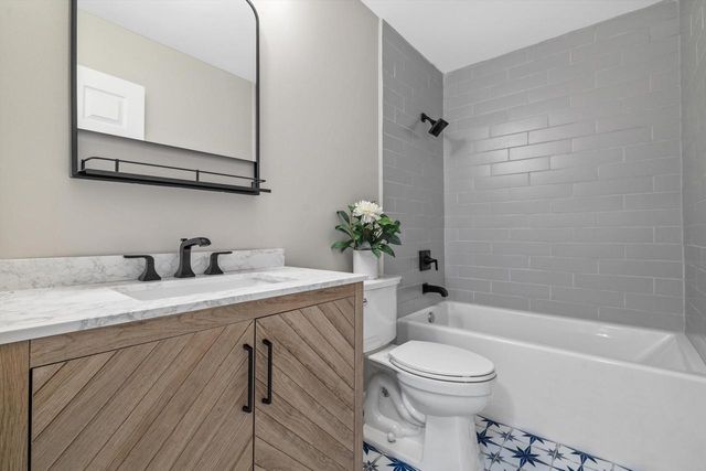 1322 Silent Sunday COURT, Racine, WI 53402
