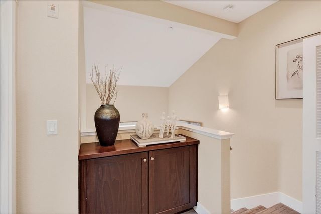 1942 San Luis Avenue, Mountain View, CA 94043