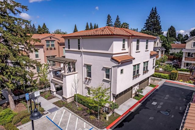 1942 San Luis Avenue, Mountain View, CA 94043