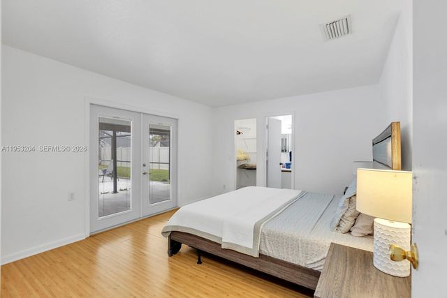 672 SW Stillman Ave, Port St. Lucie, FL 34953