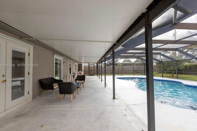 672 SW Stillman Ave, Port St. Lucie, FL 34953