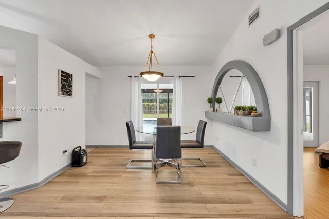 672 SW Stillman Ave, Port St. Lucie, FL 34953