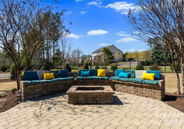 16703 Monocacy Boulevard, Huntersville, NC 28078