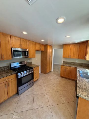 18599 Calle Vista, Porter Ranch, CA 91326