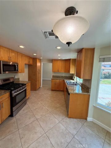 18599 Calle Vista, Porter Ranch, CA 91326