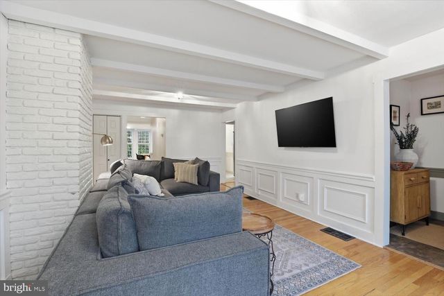 135 S CEDAR ST, Lititz, PA 17543