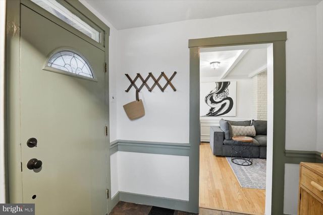 135 S CEDAR ST, Lititz, PA 17543