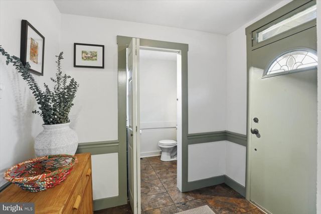 135 S CEDAR ST, Lititz, PA 17543