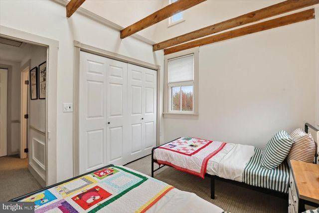 135 S CEDAR ST, Lititz, PA 17543