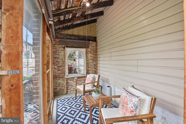 135 S CEDAR ST, Lititz, PA 17543
