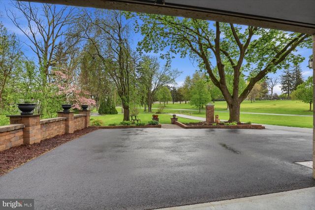 135 S CEDAR ST, Lititz, PA 17543