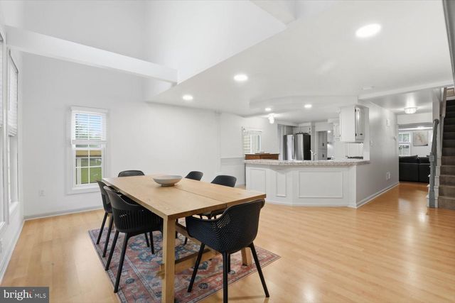135 S CEDAR ST, Lititz, PA 17543