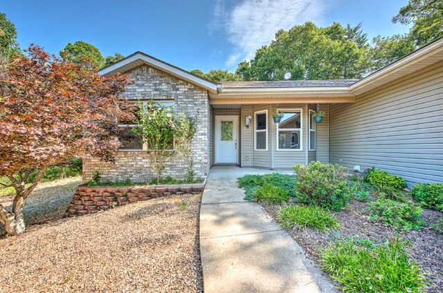 4 Sarum Lane, Bella Vista, AR 72714