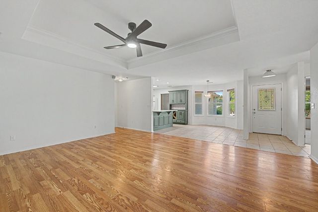 4 Sarum Lane, Bella Vista, AR 72714