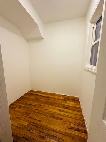 105 Nottinghill Rd 2, Boston, MA 02135