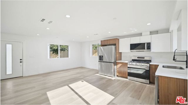 11314 Martha Street, North Hollywood, CA 91601