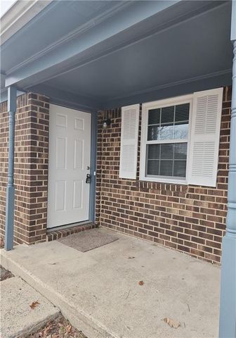 6133 Brookwood Dr Apt A, Suffolk, VA 23435