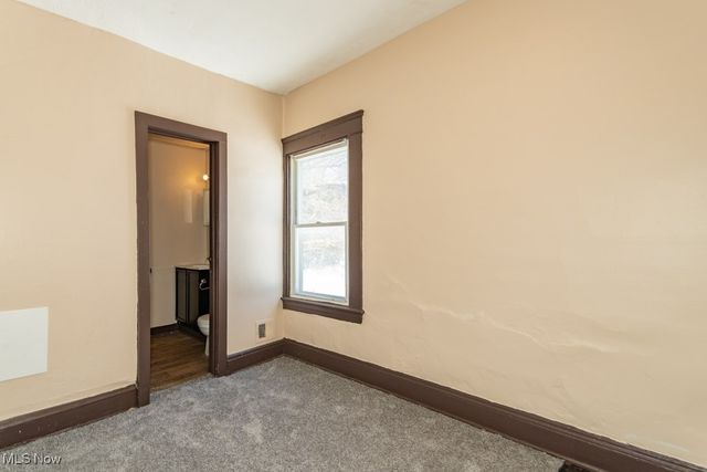 813 Wayside Road, Cleveland, OH 44110