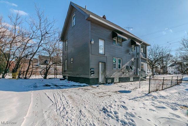 813 Wayside Road, Cleveland, OH 44110