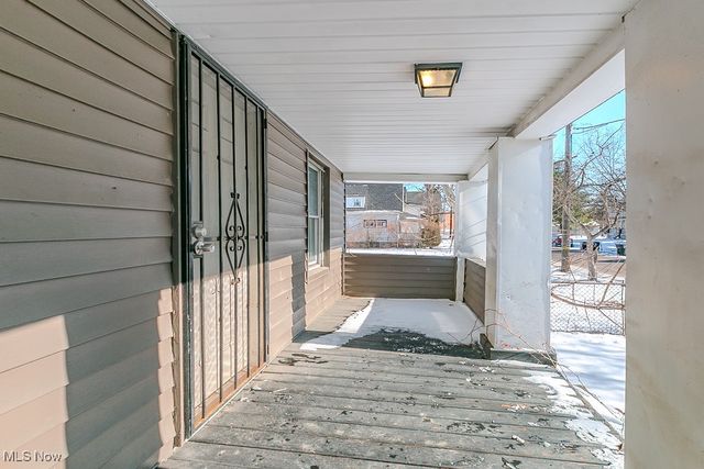 813 Wayside Road, Cleveland, OH 44110