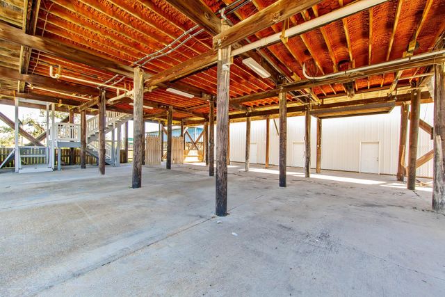 999 Four Point Rd, Dulac, LA 70353