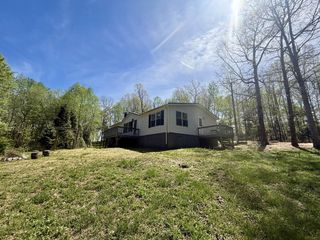 119 W Richview Rd, Cumberland City, TN 37050