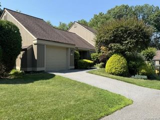 600 Heritage Hills A, Somers, NY 10589