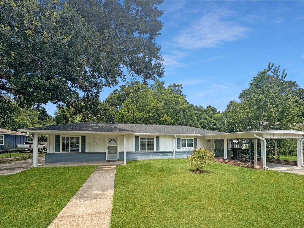 5509 Darring Street, Satsuma, AL 36572
