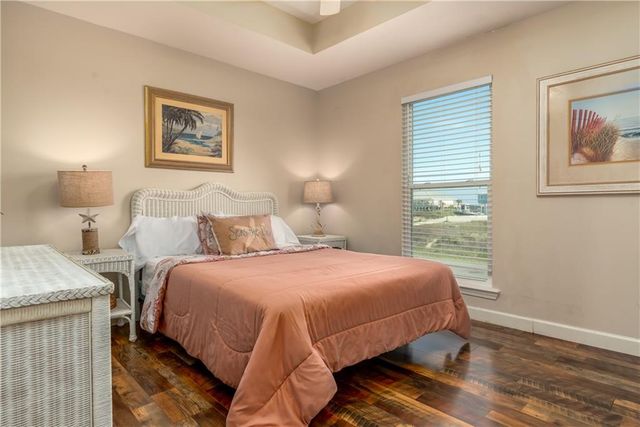 2354 Island Shores Drive, Dauphin Island, AL 36528