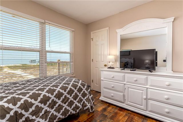 2354 Island Shores Drive, Dauphin Island, AL 36528